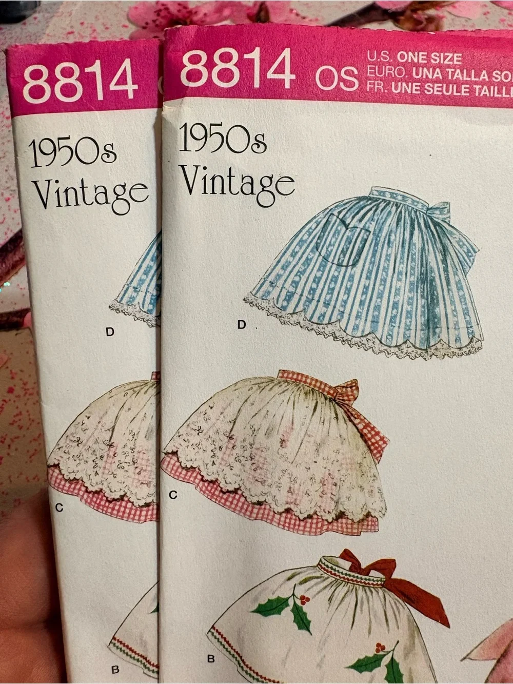 BN UNCUT SIMPLICITY 8814 OS APRONS SEWING PATTERNS VINTAGE 1950S